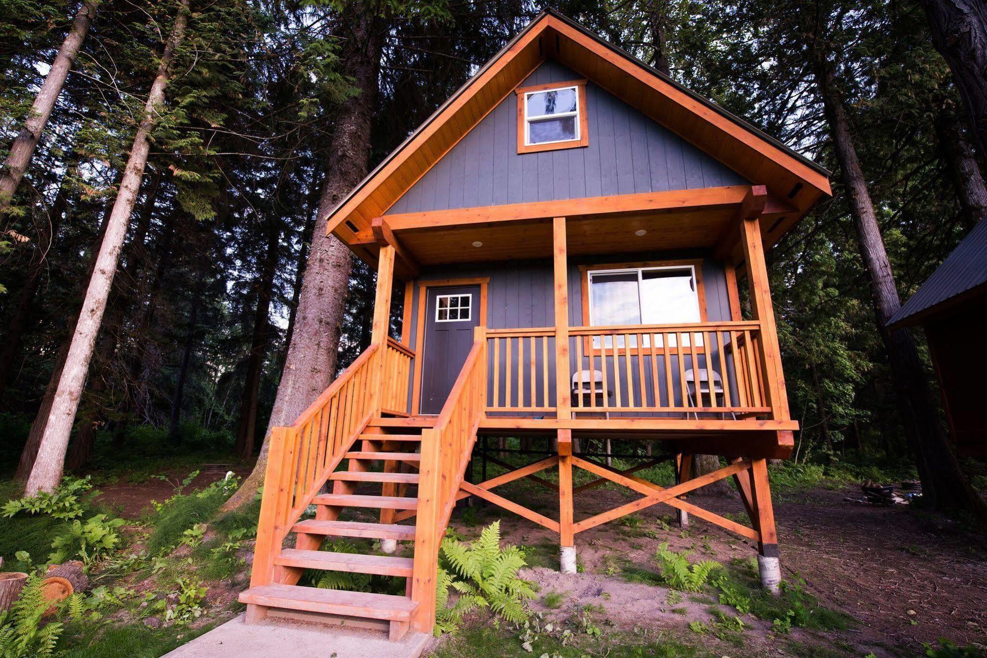 Hidden Acres Farm And Treehouse Resort Terrace Exterior photo